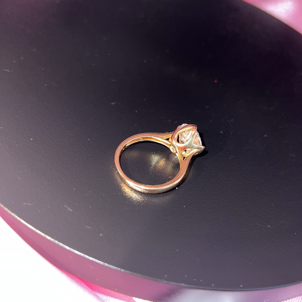 18k GP Large HIGH QUALITY CZ Solitaire Ring SZ 7.75 - Picture 13 of 14